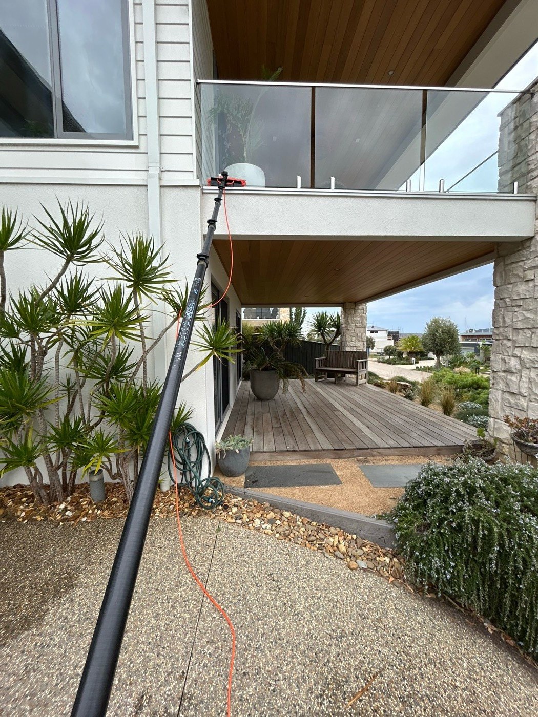 Waterfed pole in action on a Peninsula home